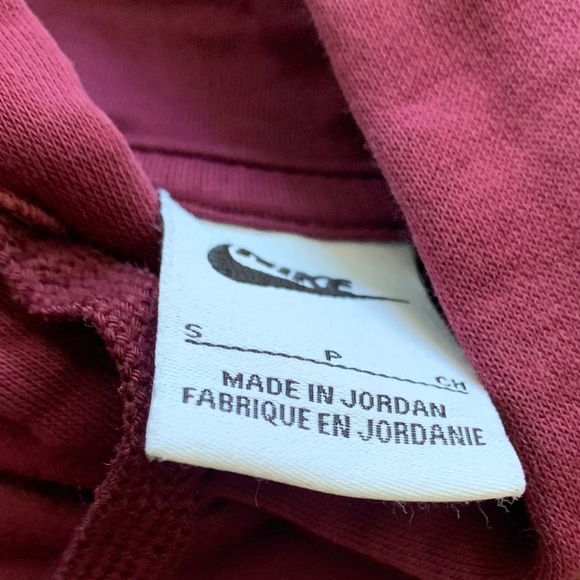 Nike Burgundy/maroon Hoodie with White Swoosh size small - Picture 4 of 5